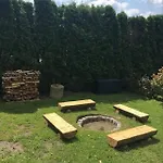 Glamping Karavan U Konopiste * Chrastany (Benesov)