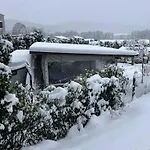 Glamping Karavan U Konopiste