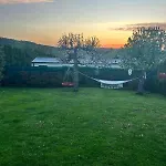 Glamping Karavan U Konopiste Chrastany (Benesov)