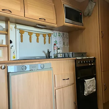 Glamping Karavan U Konopiste Kemp