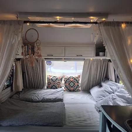 Glamping Karavan U Konopiste Kemping