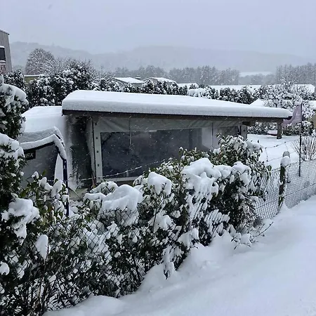Glamping Karavan U Konopiste
