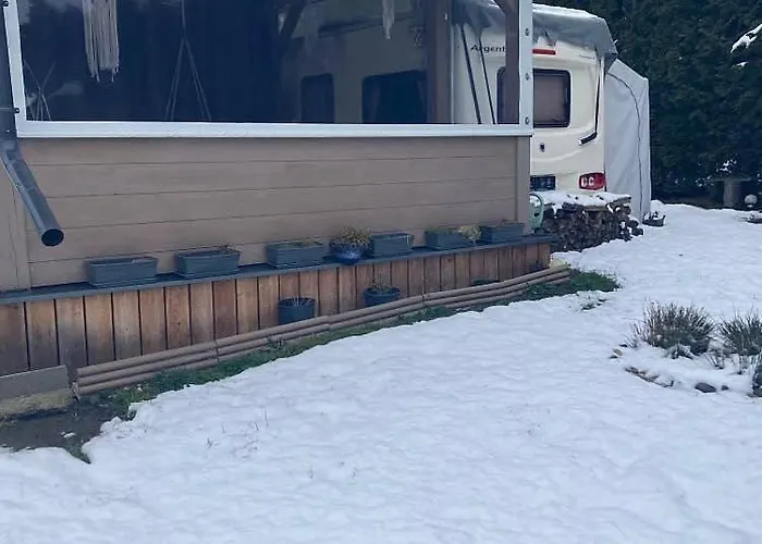 Camping Glamping Karavan U Konopiste