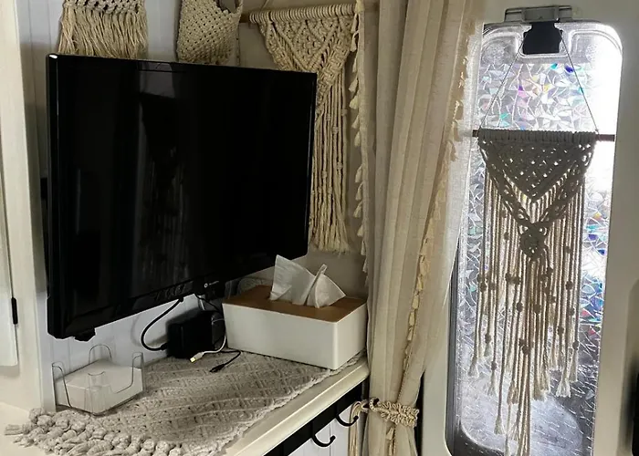 Parque de Campismo Glamping Karavan U Konopiste